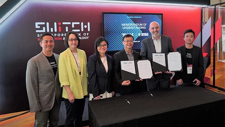 700x435 Toll Group partners with education institutes to advance supply chain technologies1