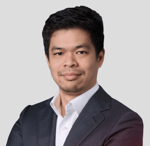 Portrait of Shawn Low.
