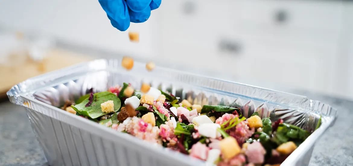 japans mitsui partners with singapores sats on frozen food 1170x550