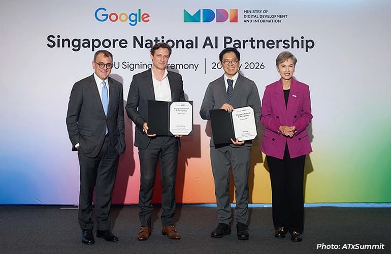 Representatives from Google and Singapore’s Ministry of Digital Development and Information at the Singapore National AI Partnership MOU signing ceremony.