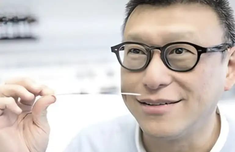this singaporean is a master perfumer dean of a perfumery school 770x500 content 2