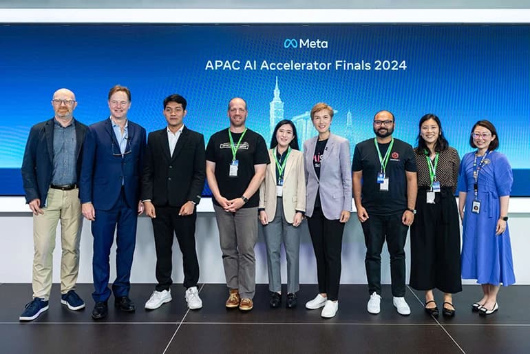 Minister Josephine Teo, Nick Clegg and the Meta team with the top 5 finalists