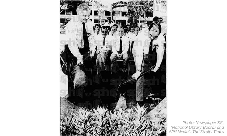 Above, standing in foreground, from left: Siemens Components&rsquo; Managing Director, Mr Jakob Heigl; and Jurong Town Corporation&rsquo;s former General Manager, Mr Francis Mak. This photo was taken at the groundbreaking ceremony of Siemens&rsquo; S$30 million Kallang plant in April 1991. At the time, the plant was expected to produce about 80 per cent of the German company&rsquo;s global Integrated Circuit Chip output when construction is completed. Photo: Newspaper SG (National Library Board) and SPH Media&rsquo;s The Straits Times