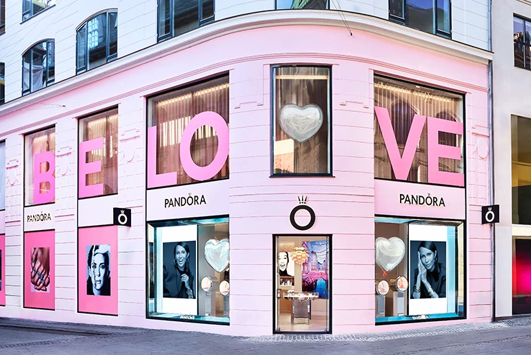 Pandora sets up Asia headquarters in Singapore