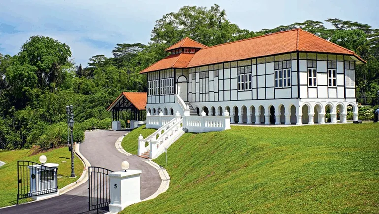 A stately colonial mansion within the Botanic Gardens
