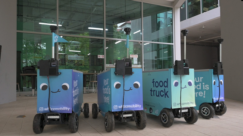 Whizz Mobility’s outdoor delivery robots, Foodbot