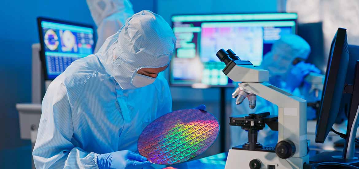 Chip industry doubles down on Singapore as production hub masthead image