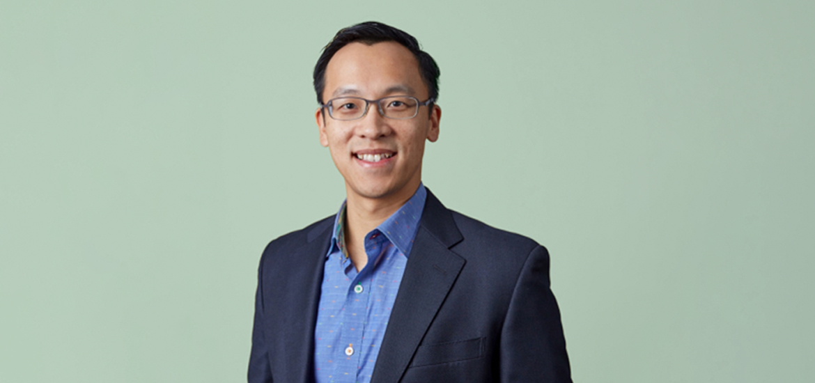Ex-CRO of Asana Oliver Jay shares how he is building business leadership talent in Singapore masthead image