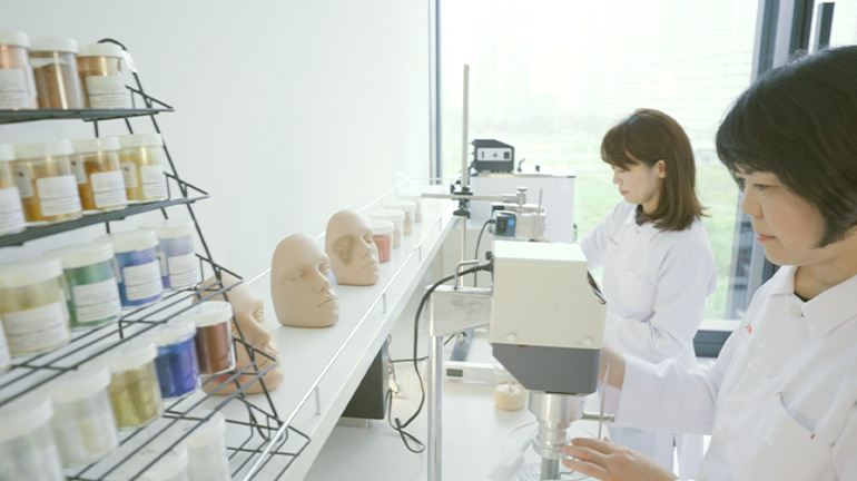 Shiseido researchers using technology to create new beauty solutions as part of the Shiseido Life Quality Makeup initiative (Photo credit: Shiseido) 