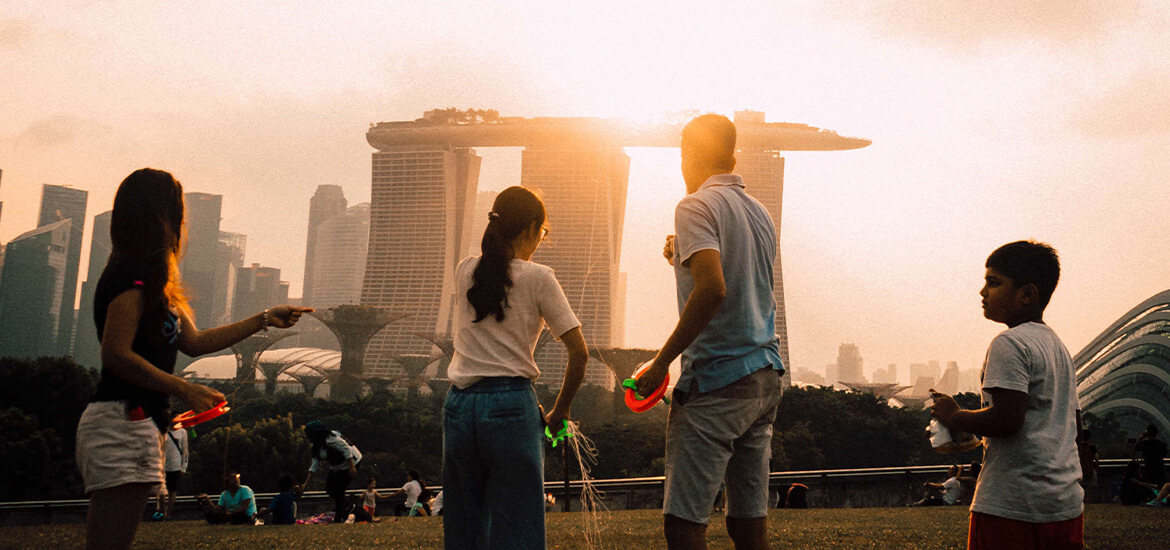 Keen to make a positive impact on the world? Make Singapore the smart move for you and your family masthead image