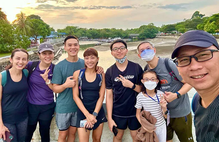Malina meets former UiPath colleagues, mostly Singaporean, for monthly walks and hikes, exploring nature spots such as MacRitchie Reservoir and Changi Boardwalk.
