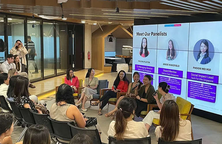 Malina joined Girls in Tech Singapore as a board member, later becoming co-managing director.
