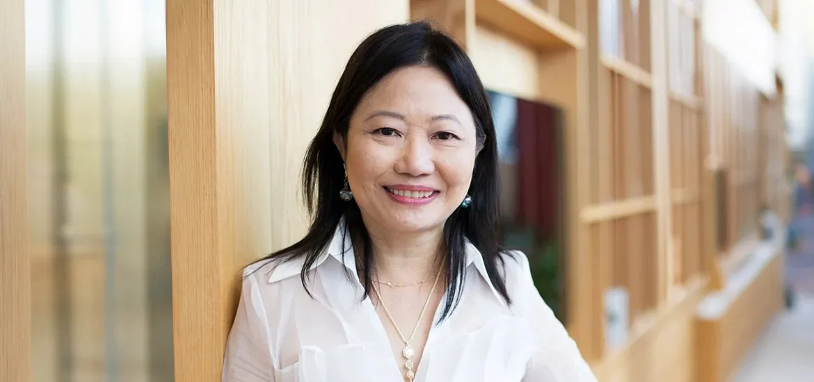 Meet the founder of the world’s first C-suite angel investor syndicate masthead image