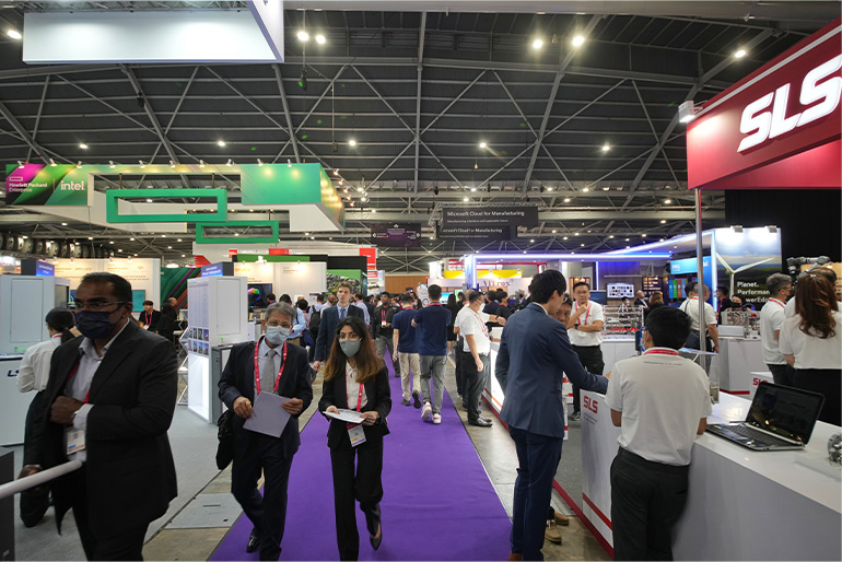 The Green Compass comprises a four-step model that companies can use to make their operations more environmentally sustainable. PHOTO: LIANHE ZAOBAO