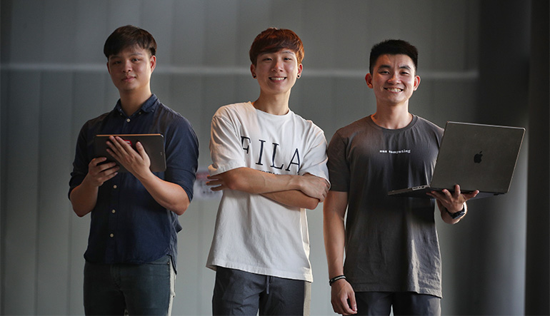 NUS computing undergrads (from left) Jirapat Jirasevijinda, 20; Lin Jiayong, 22; and Davidson Chua, 23.  Image courtesy of SPH Media.
