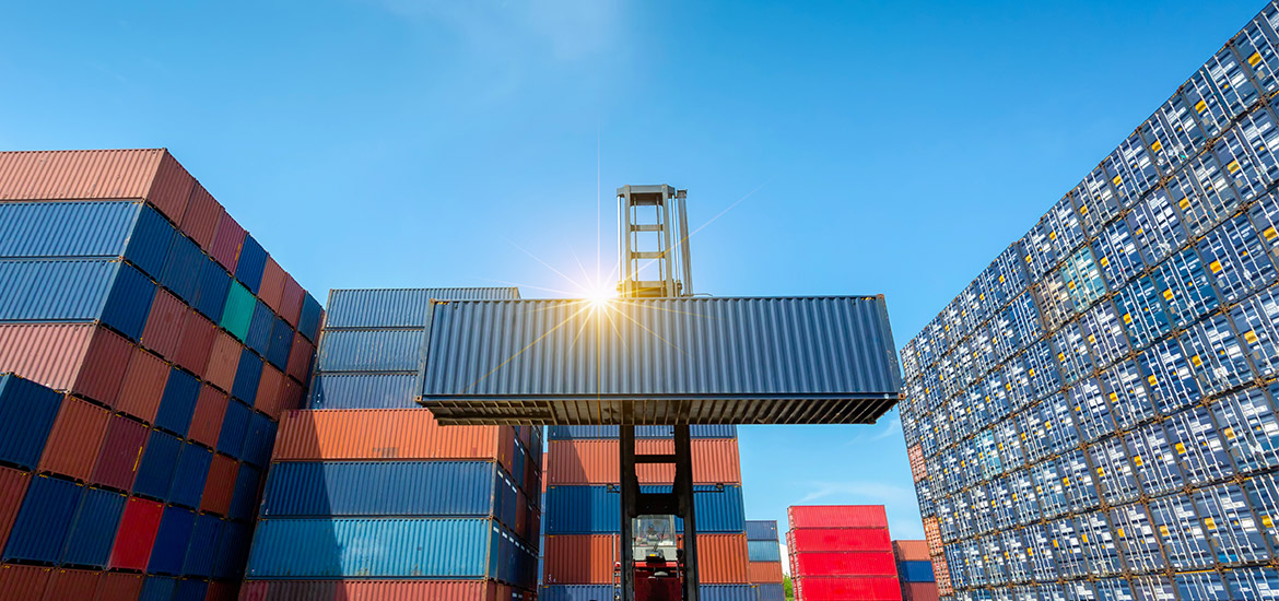 Singapore still world's busiest container transhipment port, with record 37.5m TEUs of throughput in 2021 Masthead
