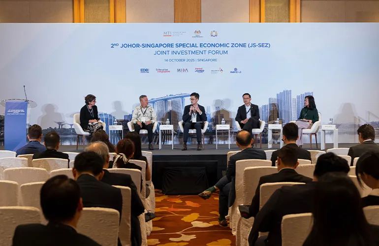 Panellists on Key Topic 1: Building Resilient and Future-Ready Supply Chains