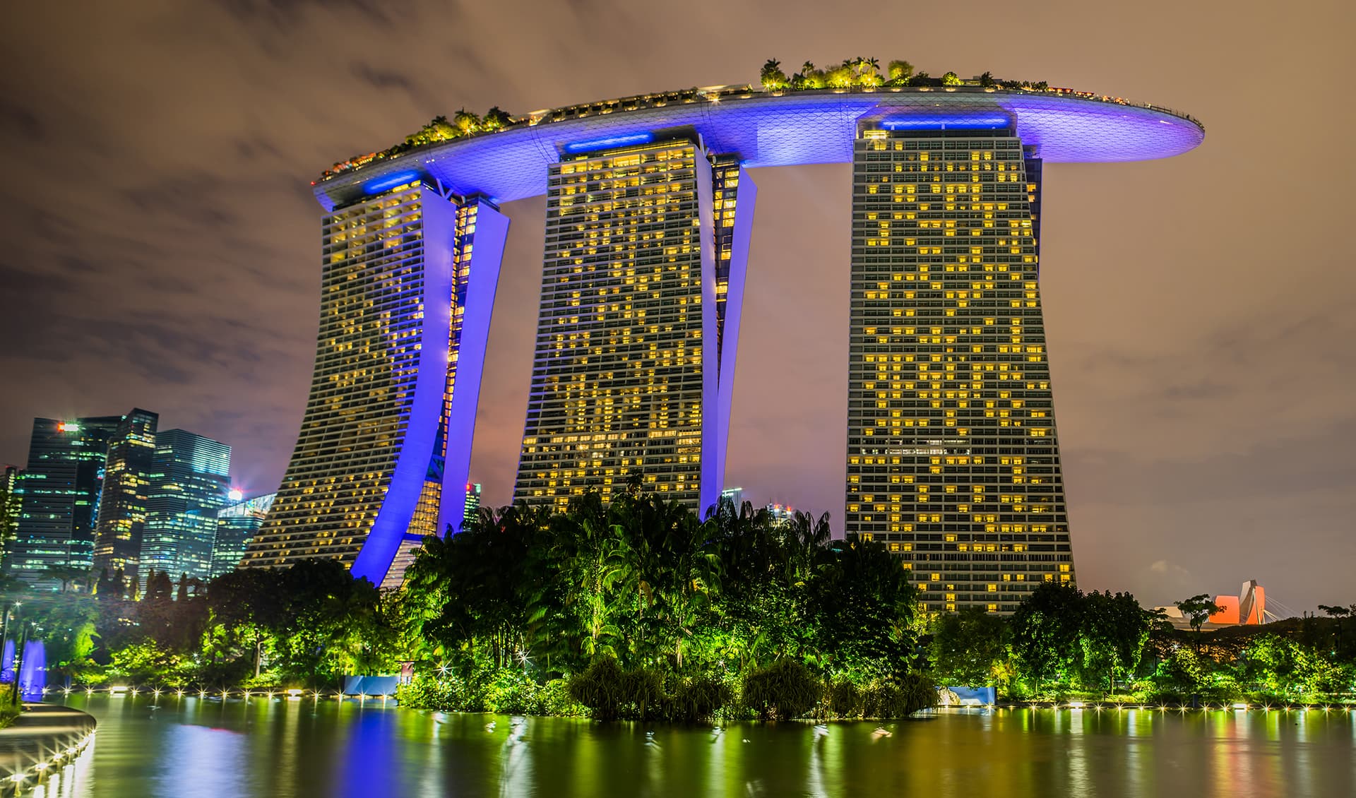 Strong FDI flows to Singapore and rest of S-E Asia despite US tax reforms