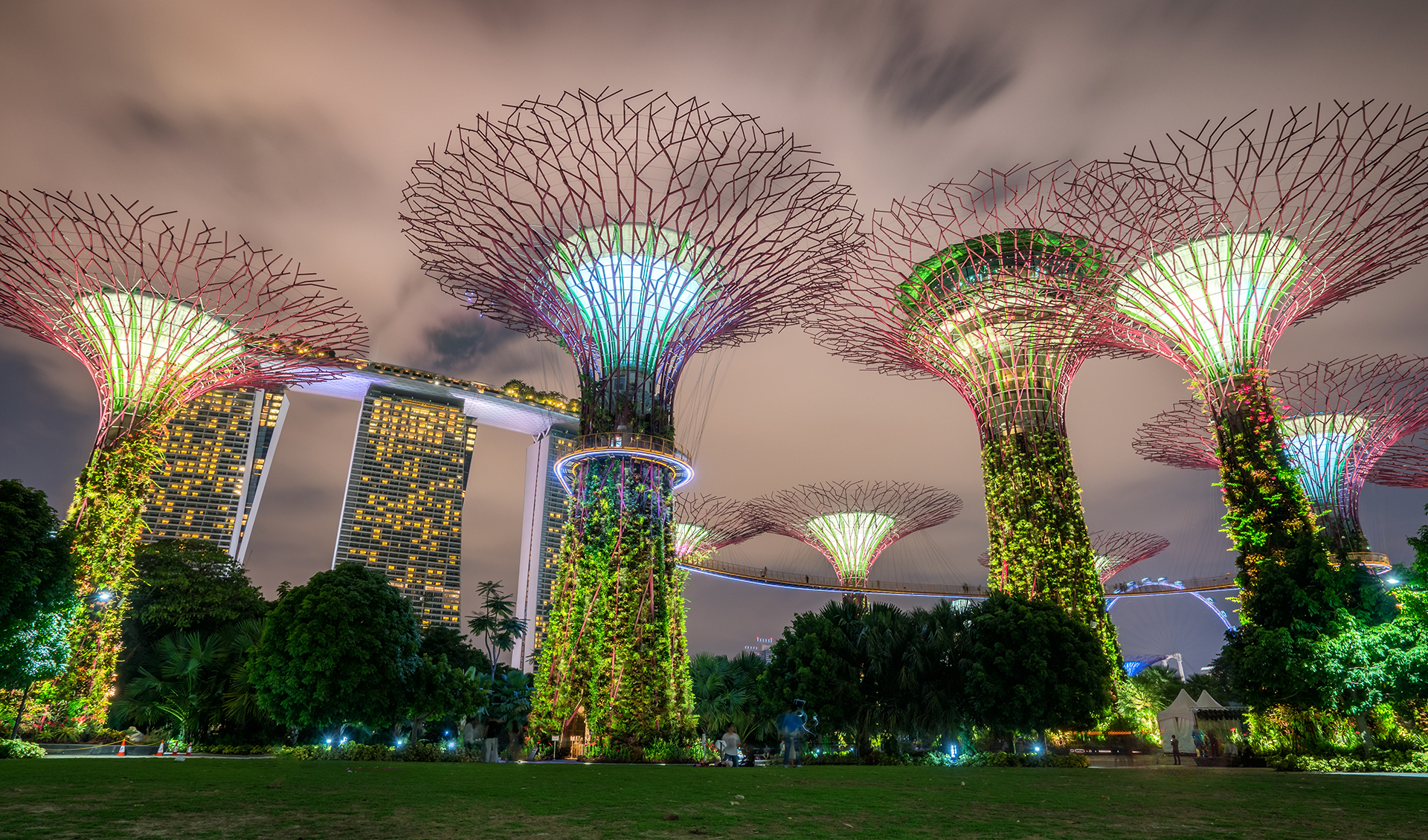 Singapore sets sights on becoming Asean's business centre