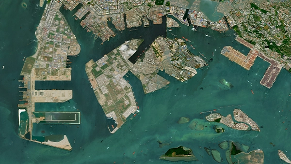 Satellite view of Jurong Island, showcasing Singapore’s integrated industrial ecosystem.
