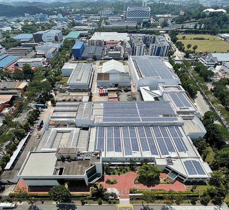 マキノアジアの施設に設置された太陽光パネル