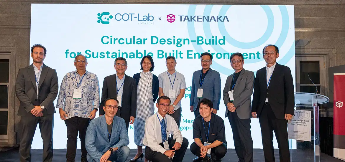 a group picture of Cot-LabxTakenaka 