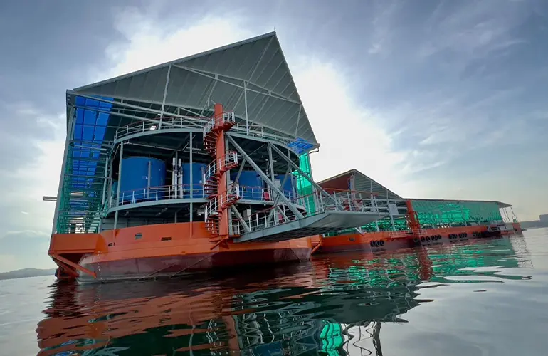 シンガポール、ウビン島沖に設置された Eco-Ark® （写真提供：ACE）