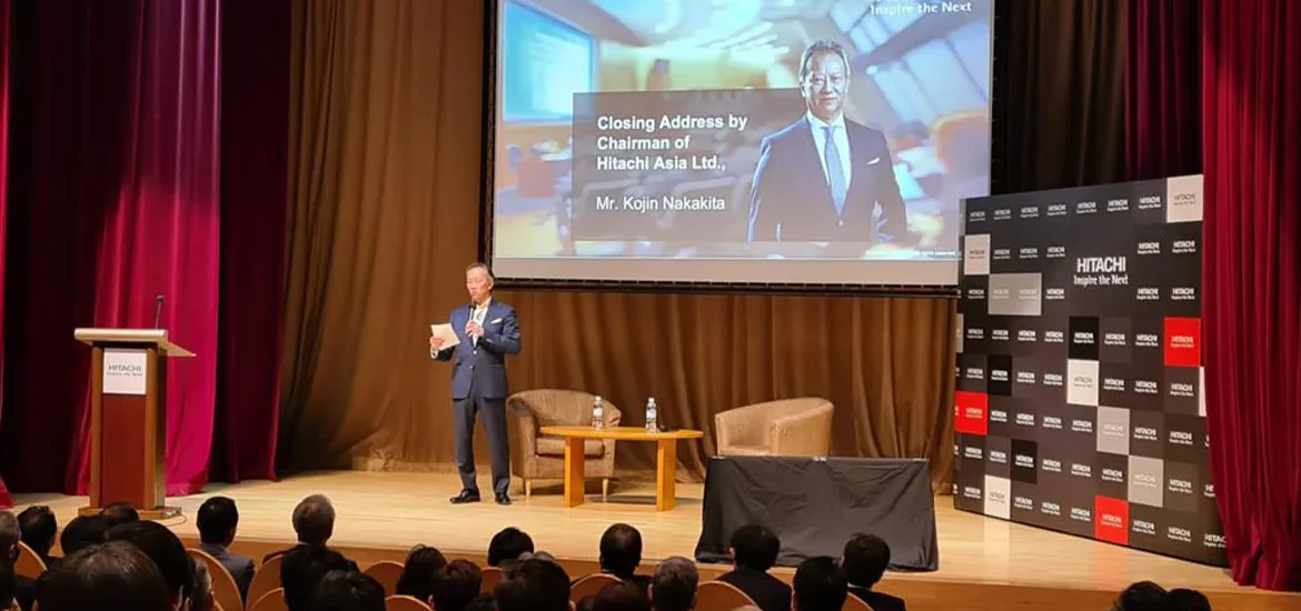Hitachi Chairman, Mr Kojin Nakakita giving a speech.